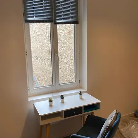 Apartment Studio Le Sunshine Proche Gare Et Commodites